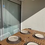 Rénové Avec Climatisation, Terrasse Et Parking Privé - Fr-1-731-96